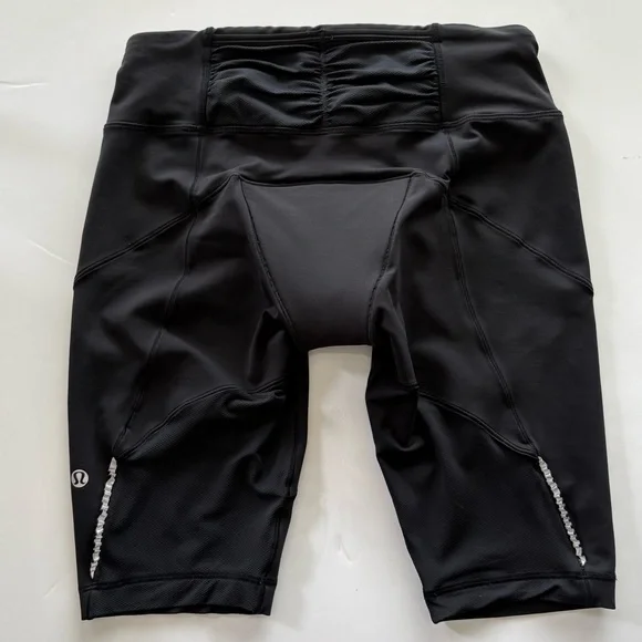 RARE Lululemon Presta Padded Shorts Black - Picture 4 of 14
